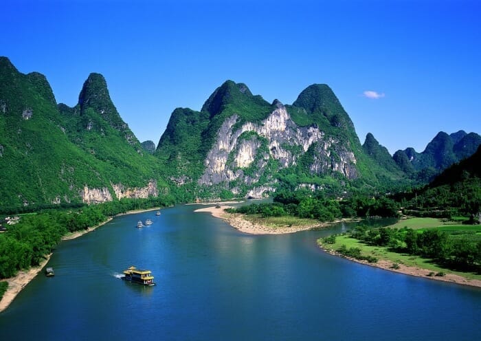 7 Days Ultimate Shaanxi Tour | Canyon, Waterfall & Huashan